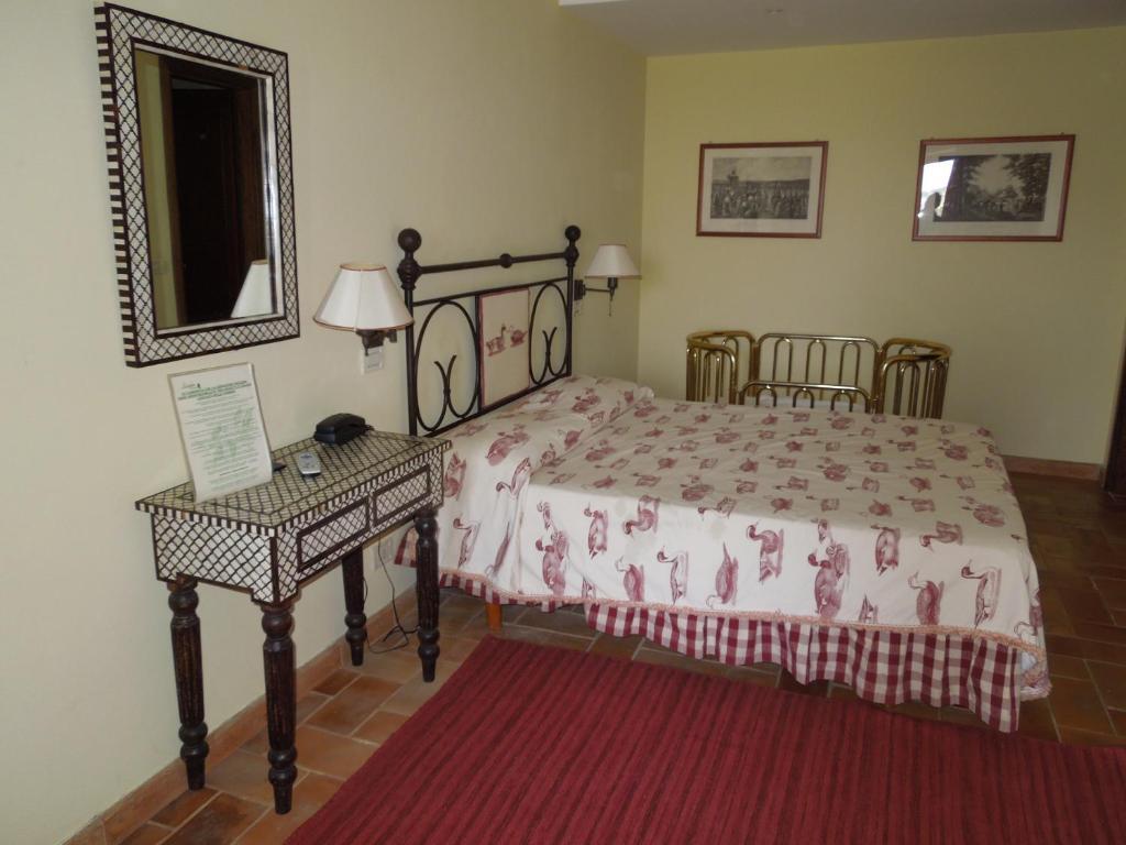 Agriturismo Lecanfore Hostal Castel di Leva Habitación foto